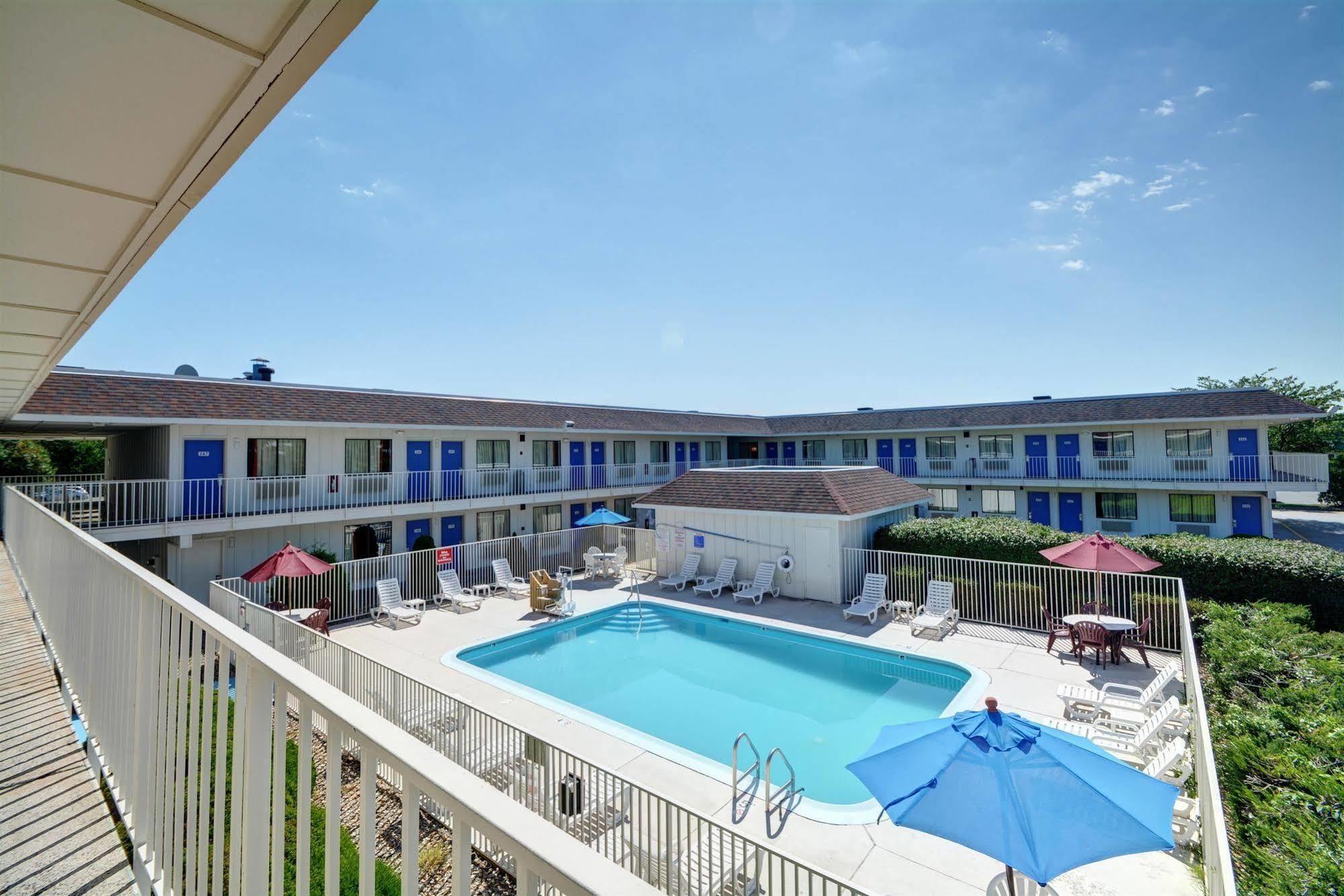 Motel 6-Windsor Locks, Ct - Hartford Εξωτερικό φωτογραφία