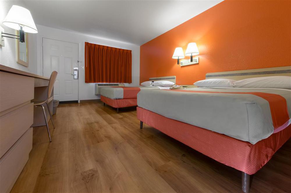 Motel 6-Windsor Locks, Ct - Hartford Δωμάτιο φωτογραφία